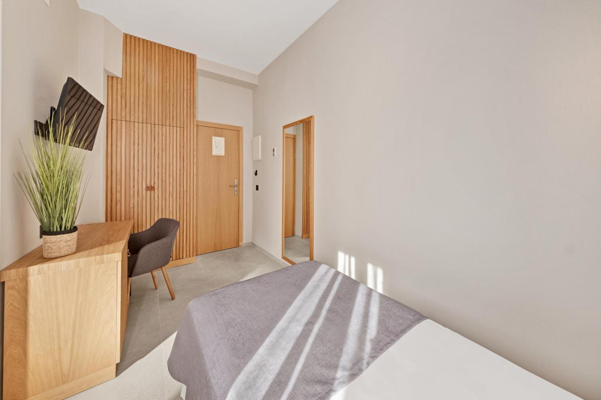 Standard Single Room