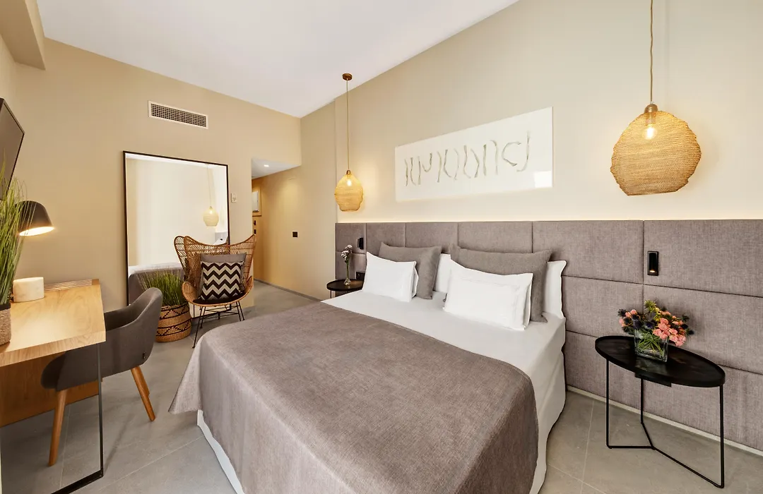Hotel Almudaina-1